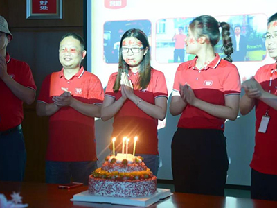 【客道食品】6月員工生日會，情暖客道人